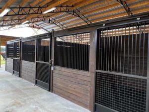 EQUESTRIAN buildings14